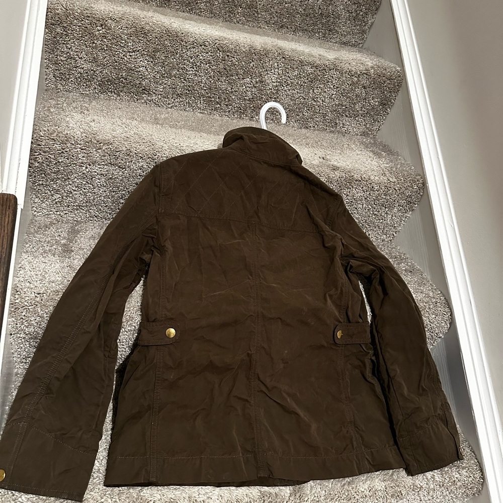 Women’s size medium LL Bean wax jacket.